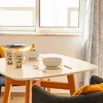 Casa Da Flor In 아파트 *