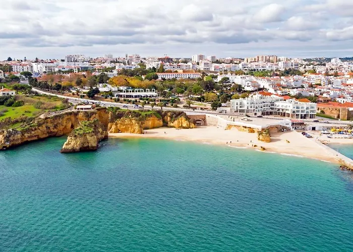 Casa Da Flor In * לאגוּ‏ש